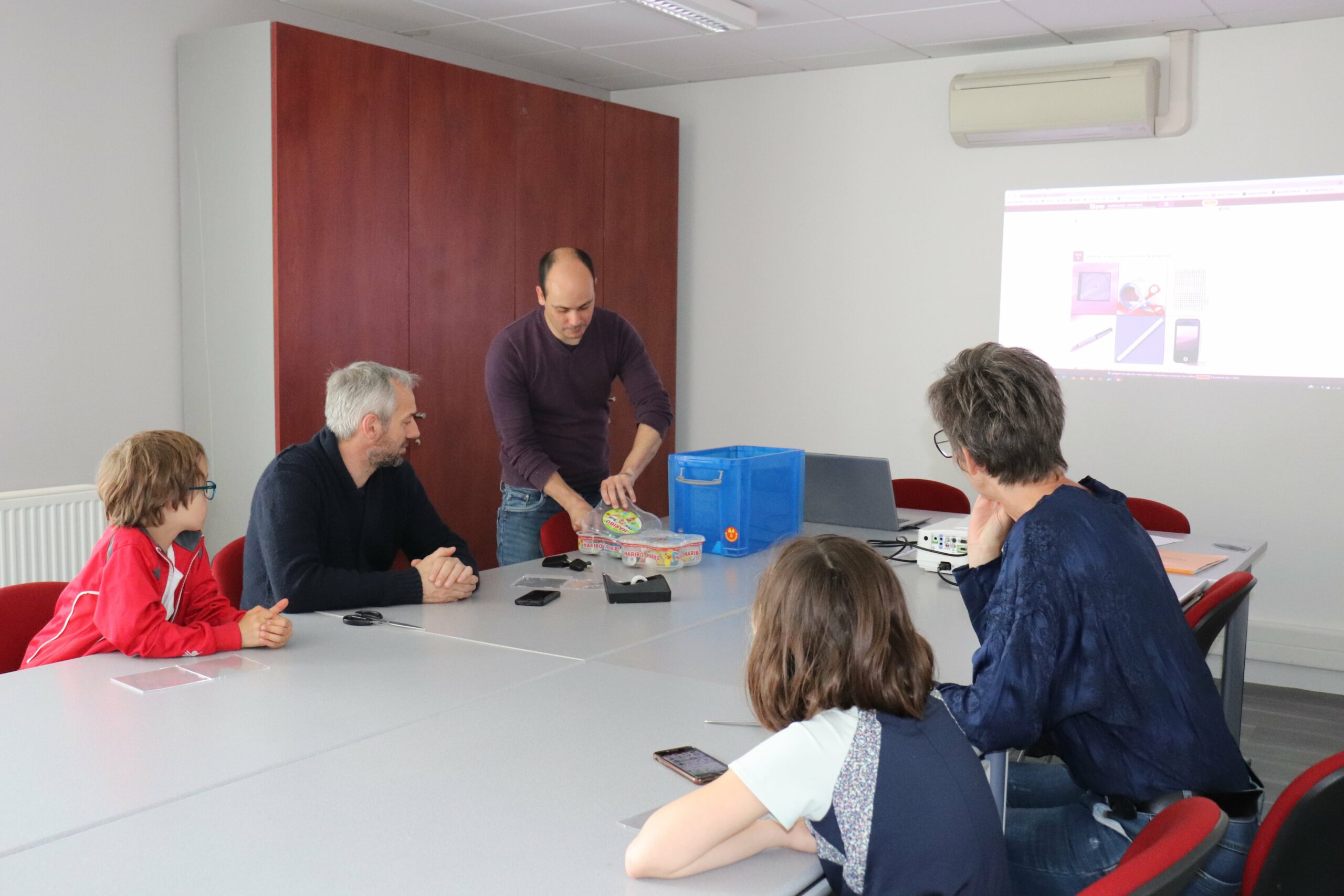 Lire la suite à propos de l’article Ateliers hologramme à la Plaine Jurassienne